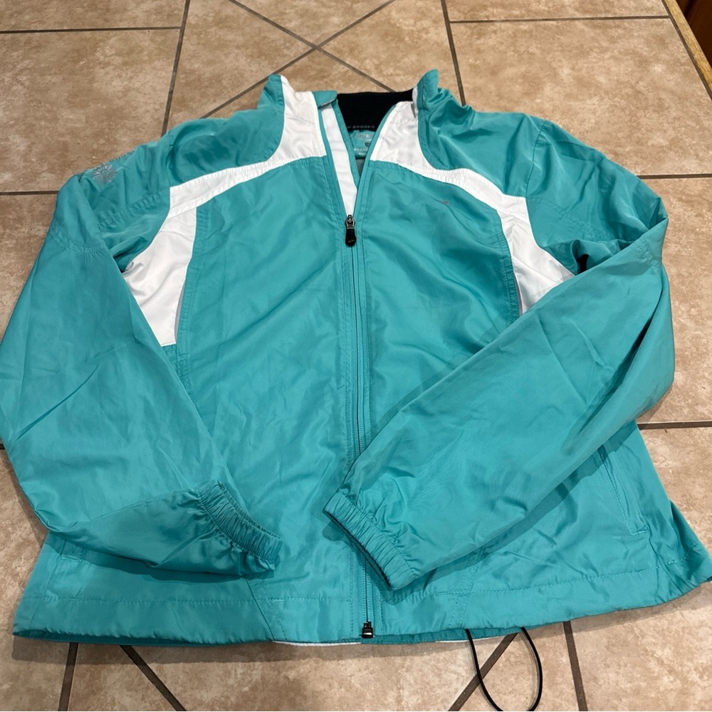 Brooks windbreaker